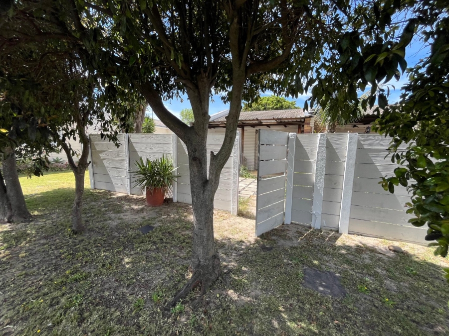 2 Bedroom Property for Sale in Table View Western Cape